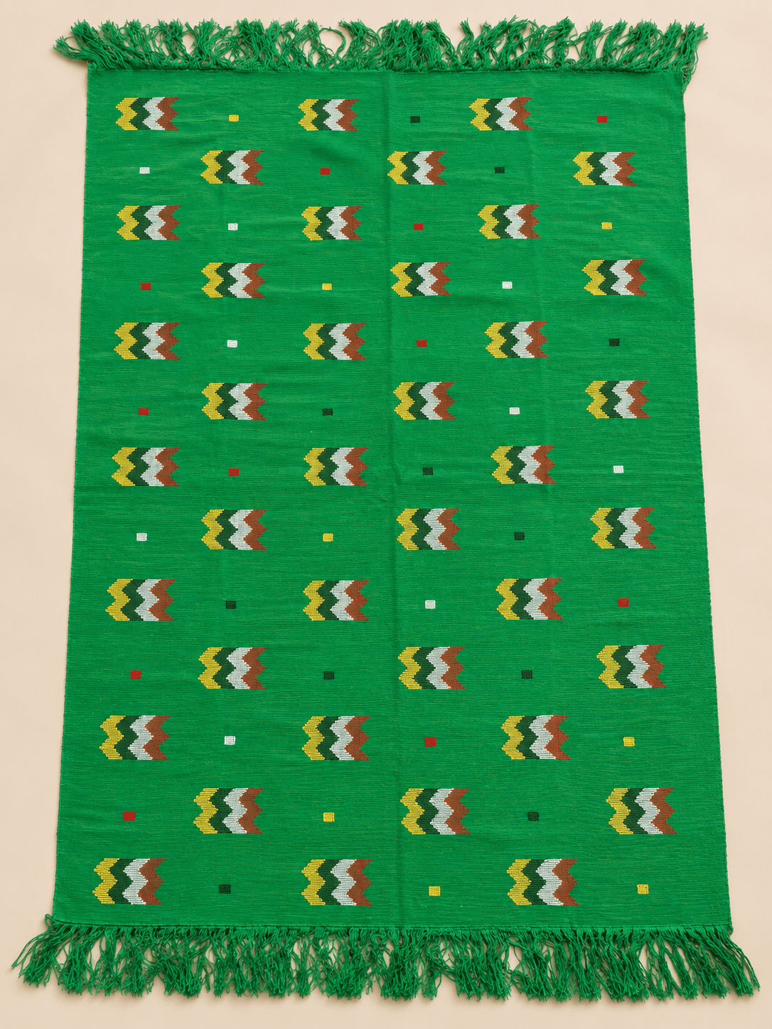 Leaf, River & Dot, laid flat to show the full length