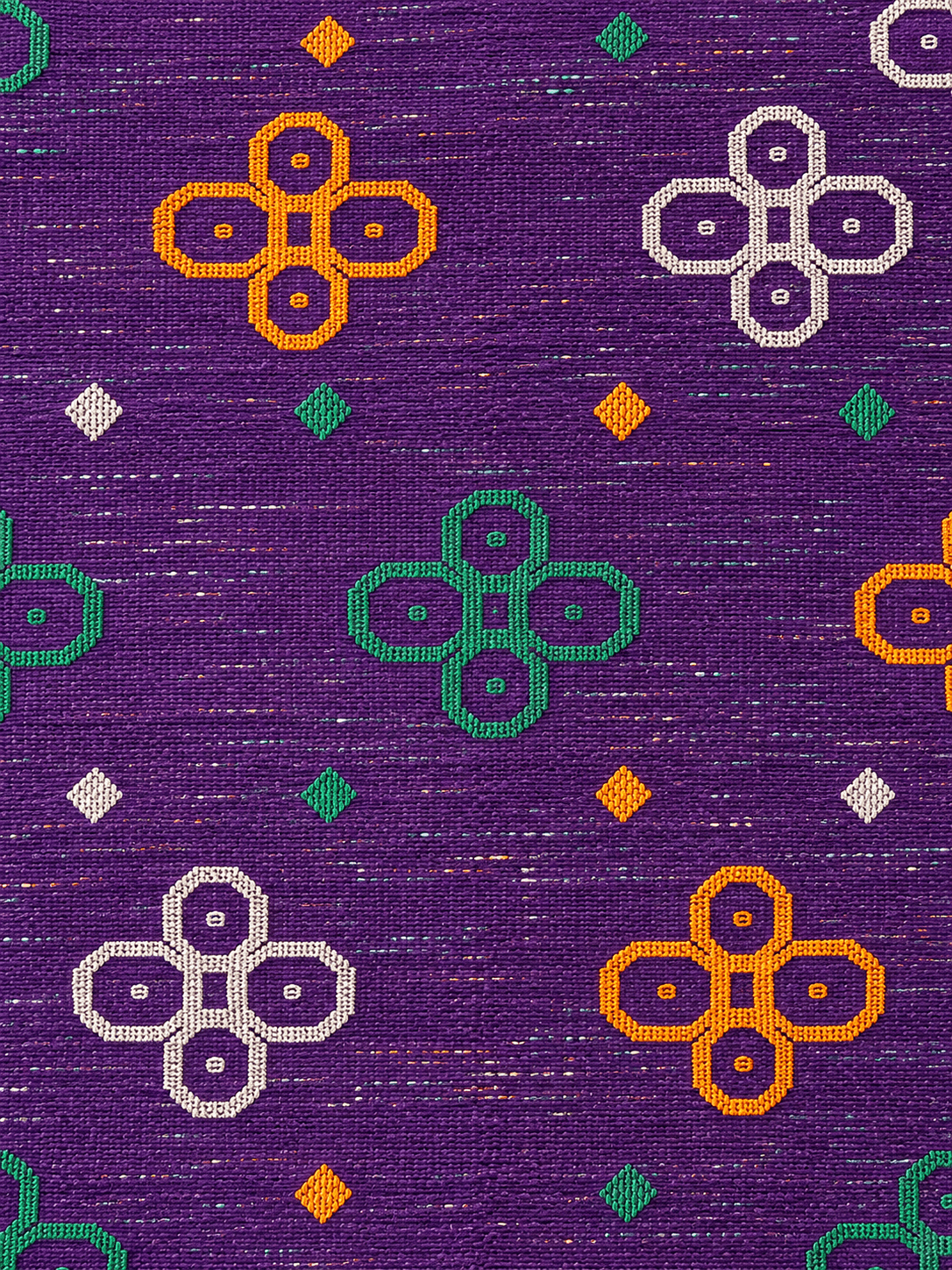 Close-up of the weave on the Amethyst, Ring Flower