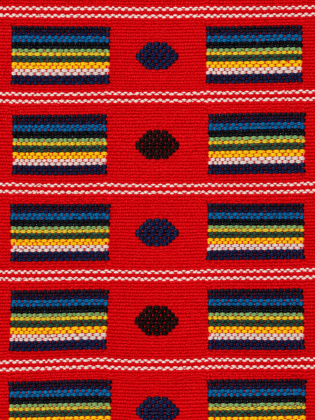 Close-up of the weave on the Crimson, Checker & Diamond