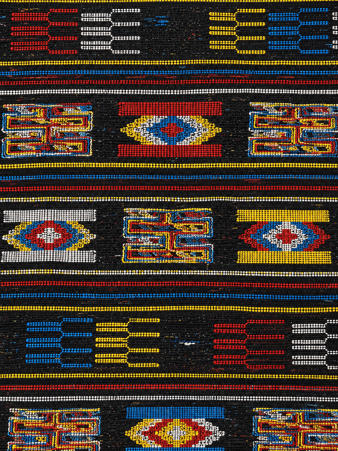Close-up of the weave on the Ebony, Diamond & Key