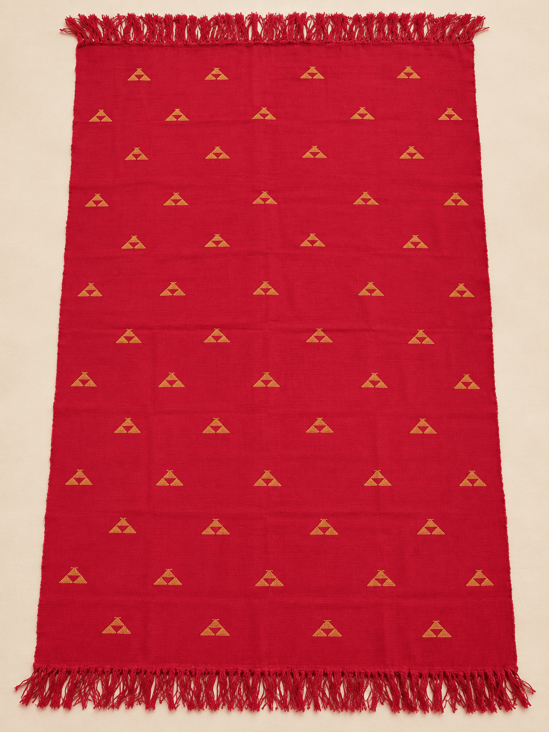 Garnet, Gold Triangle, laid flat to show the full length